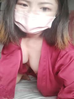 红色睡衣大白美乳短发妹子自慰秀按摩器震动头部插入道具JJ快速抽插很是诱惑喜欢不要错过![补录]